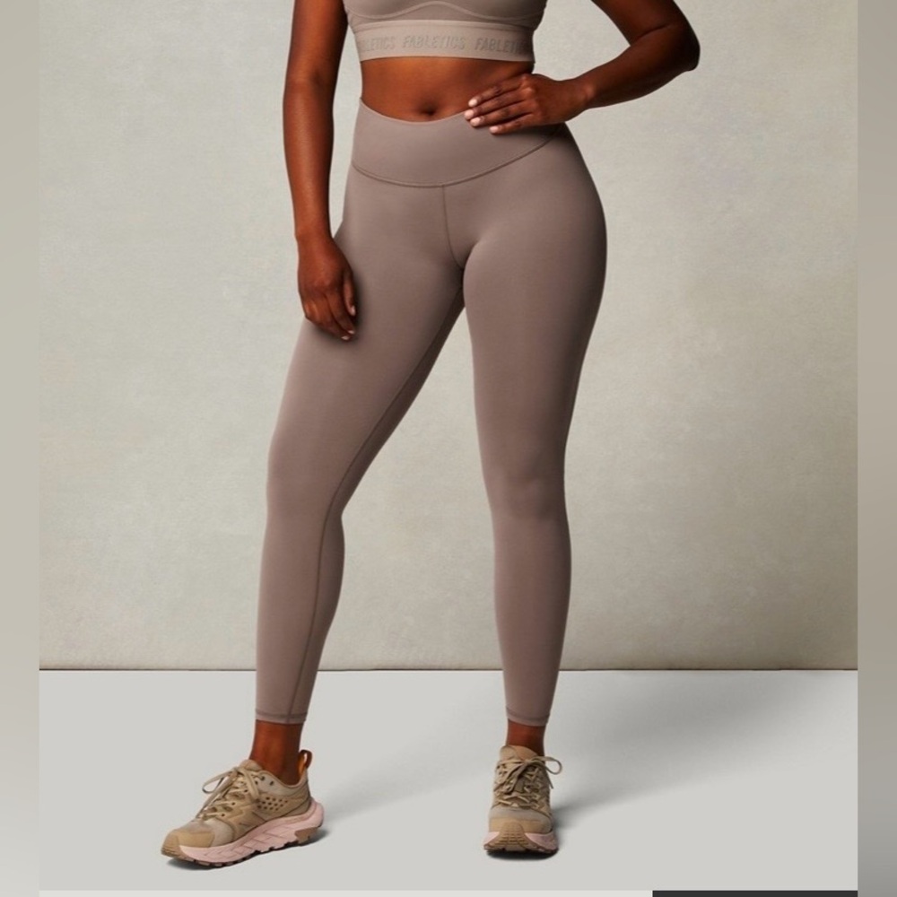 Fabletics Powerhold  High-Waisted Leggings